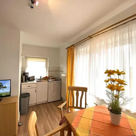 Suederhaus Hiddensee App 4 Neuendorf (Hiddensee)